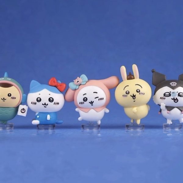 chiikawa figure blind box