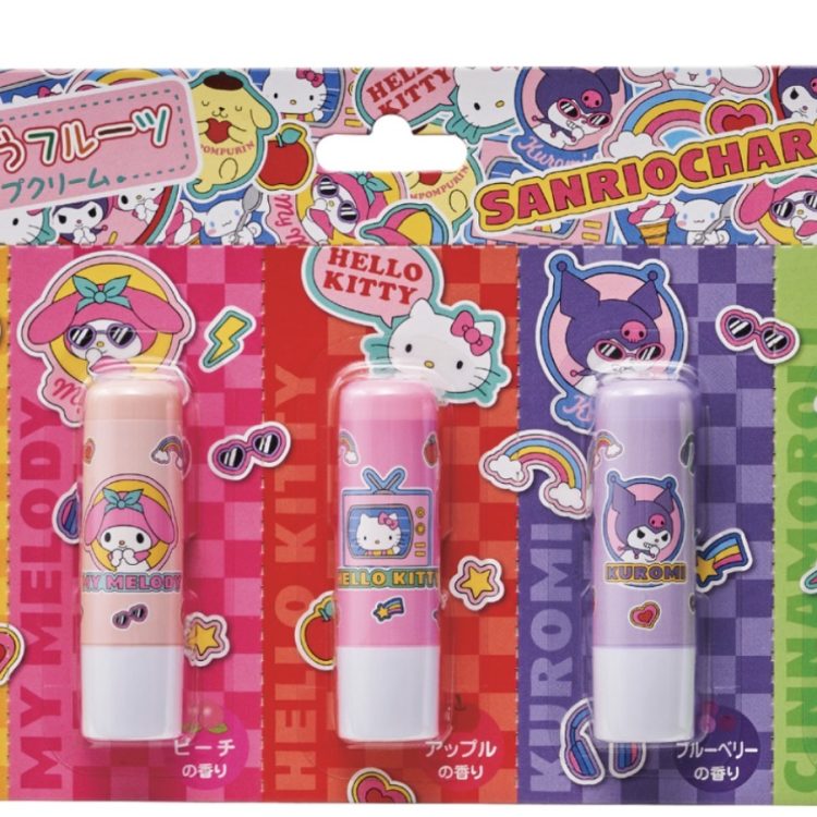 Moisturizing fruit lip balm