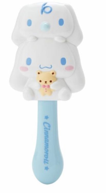 Cinnamoroll character-shaped hairbrush